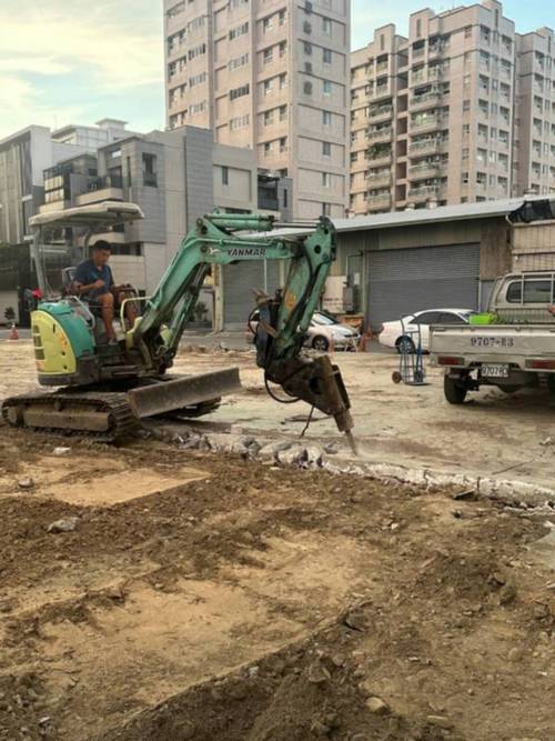 台南市東區停車場整地工程
