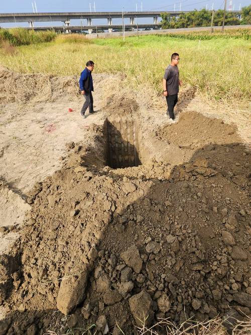 台南歸仁區怪手