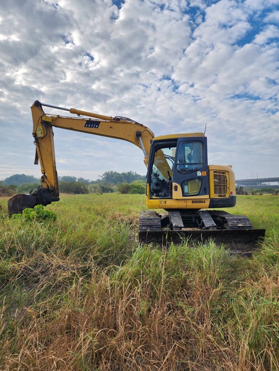 台南歸仁區怪手